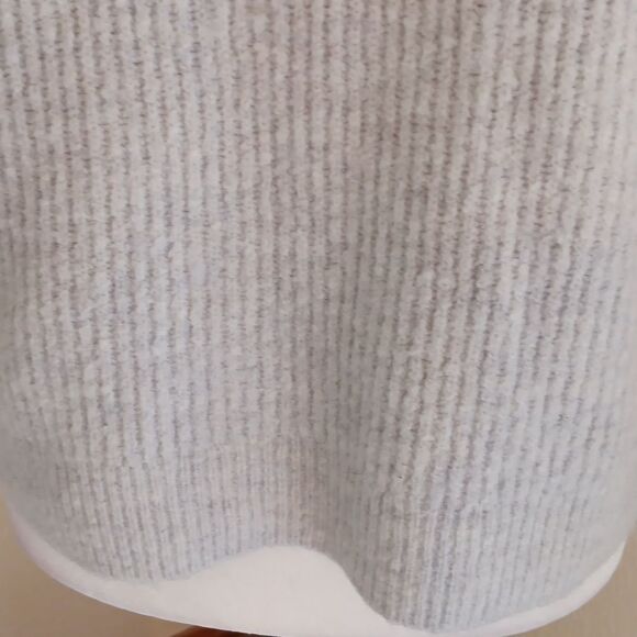 J.Crew Ribbed Gray Wool Blend Sweater. Classic. Preppy. - Picture 3 of 11